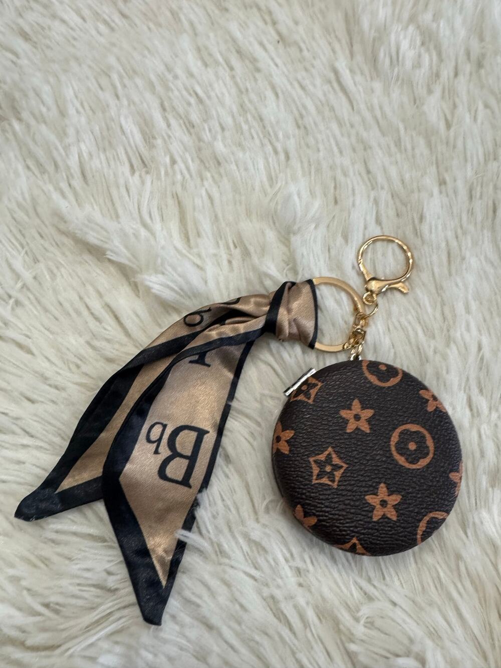 Fashion Brown and beige flower monogram keychain with ribbon
